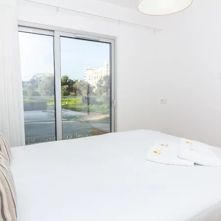 3 - Luxurious & Playground & Garage Apartment Albufeira