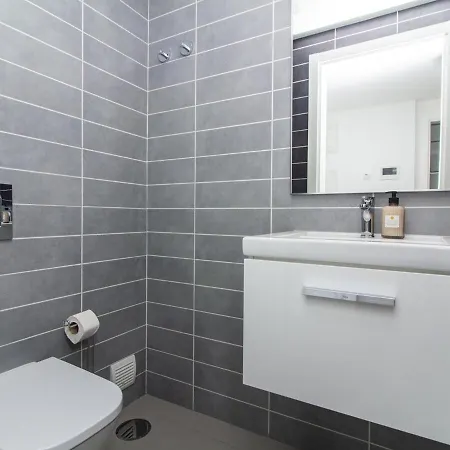 3 - Luxurious & Playground & Garage Apartment Albufeira