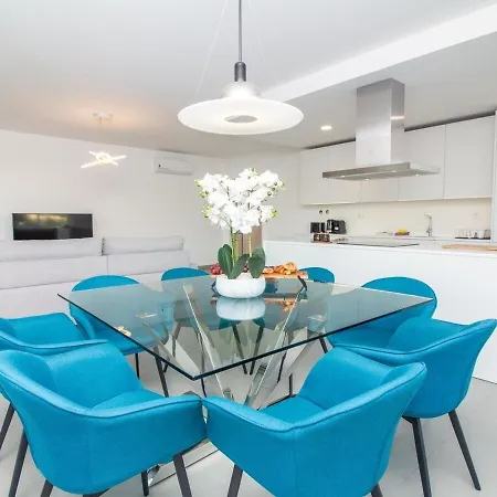 3 - Luxurious & Playground & Garage * Albufeira